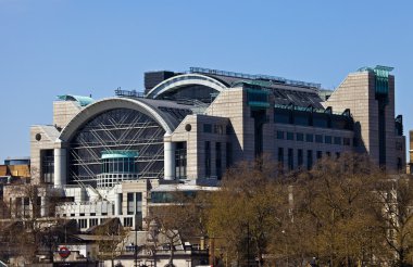 Londra 'daki Charing Cross İstasyonu