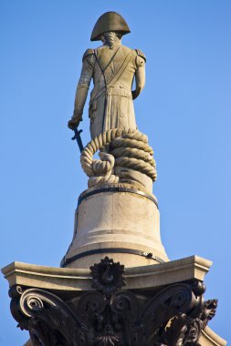 Amiral Nelson heykeli Nelson's Column üzerinde