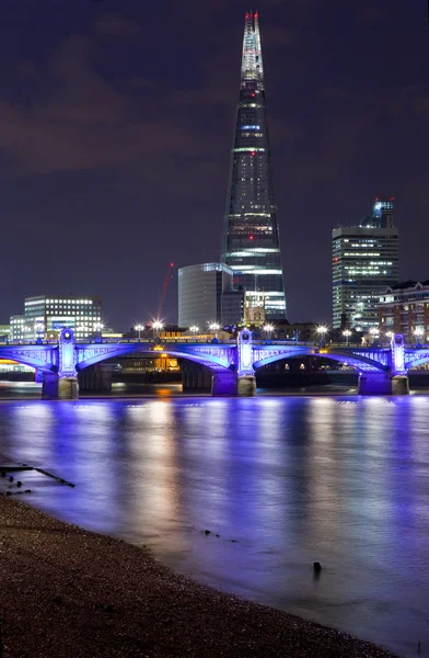 The Shard and Southwark Bridge in London — Stock Photo, Image
