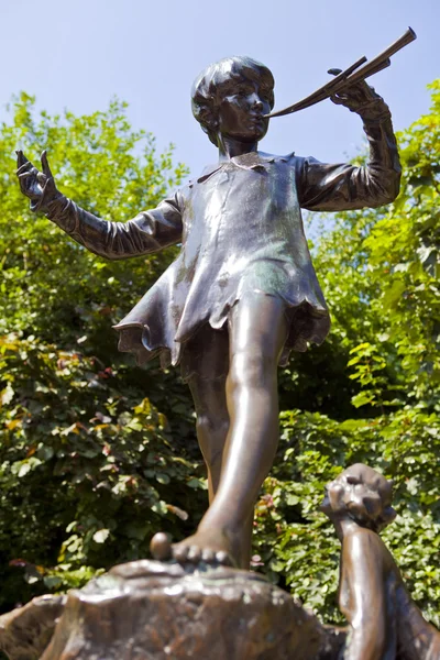 Statua di Peter Pan a Londra — Foto Stock