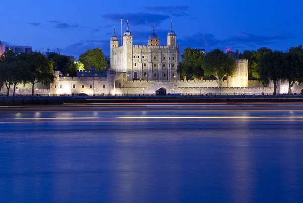 Tower of london a řeky Temže — Stock fotografie