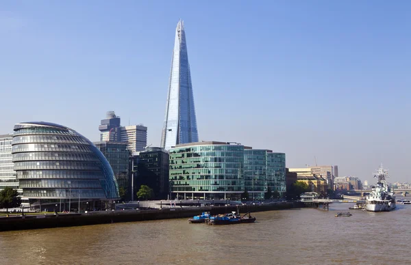 Lo Shard, il Municipio, la HMS Belfast e il Tamigi — Foto Stock