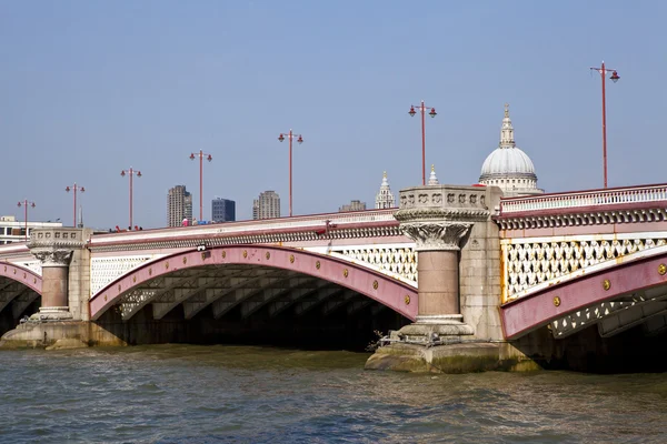 Londra'da Blackfriars köprüden — Stok fotoğraf