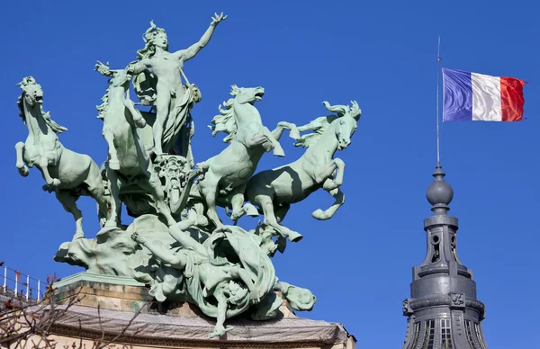 Grand Palais Quadriga em Paris — Fotografia de Stock