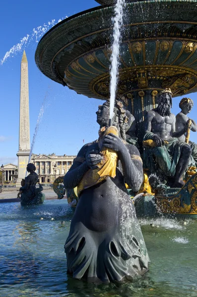Fountain at Place de la Concorde in Paris — Stock Photo, Image