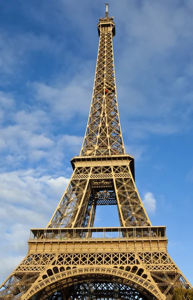 Torre Eiffel en París — Foto de Stock