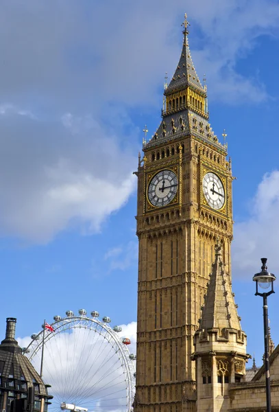 Big Ben i Londyńskie Oko — Zdjęcie stockowe