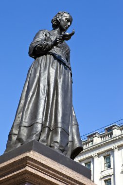 Florence nightingale heykeli Londra'daki