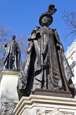 heykeli Kraliçe elizabeth anne ve Kral george IV