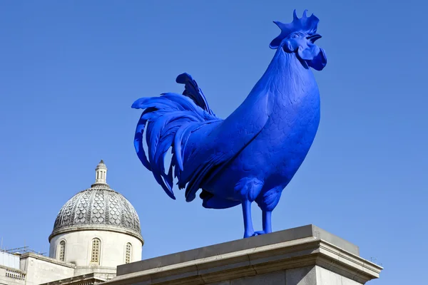 The Blue Cockerel in Trafalgar Square — Stock Photo, Image