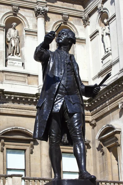 Joshua reynolds statua w burlington house — Zdjęcie stockowe