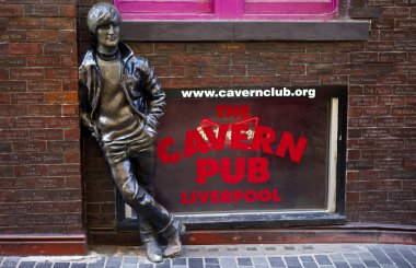 John lennon heykel Liverpool