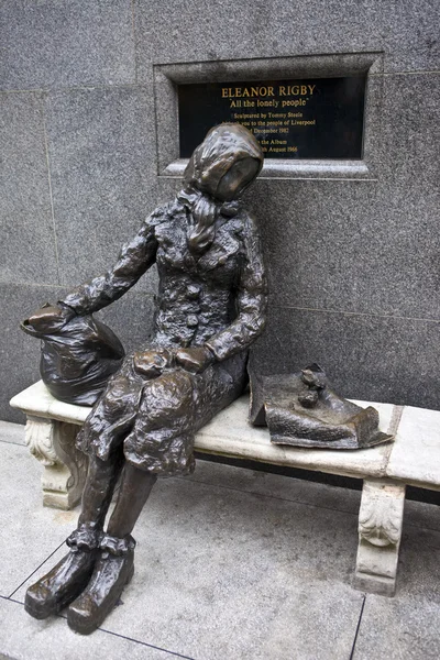 Escultura Eleanor Rigby em Liverpool — Fotografia de Stock