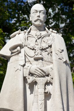 George v heykeli Londra'daki king