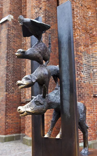 La escultura de los músicos de Bremen en Riga — Foto de Stock
