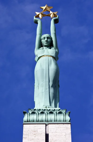 Het Vrijheidsmonument in riga — Stockfoto