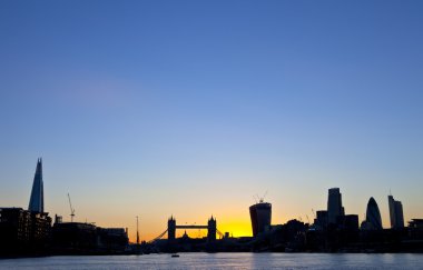 Londra manzarası siluet