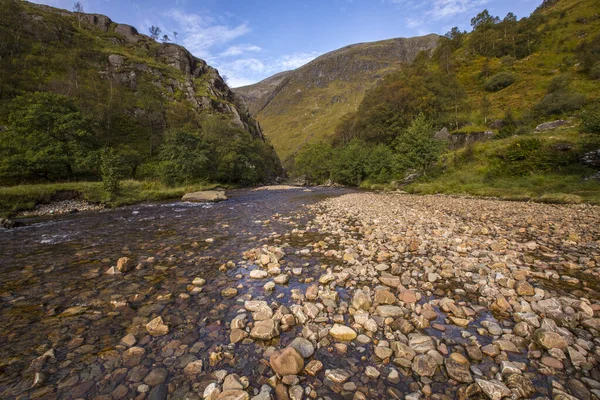 Atemberaubende Aussicht Der Nähe Des Steall Wasserfalls Der Nevis Schlucht — Stockfoto