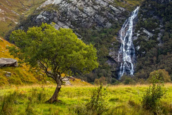 Ein Blick Auf Die Atemberaubenden Steall Falls Auch Steall Waterfall — Stockfoto