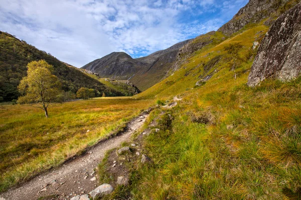 Una Splendida Vista Trova Vicino Steall Falls Nella Gola Nevis — Foto Stock