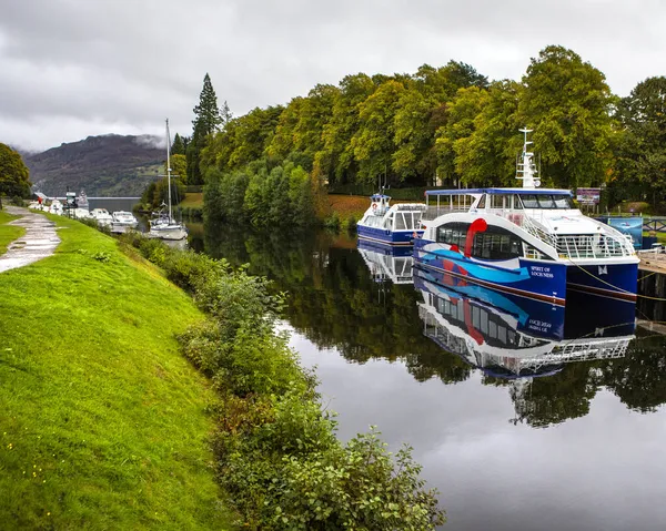 Fort Augustus Escocia Octubre 2021 Barco Llamado Spirit Loch Ness — Foto de Stock