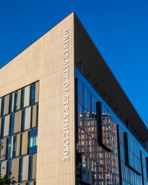 Glasgow, İskoçya - 15 Ekim 2021: İskoçya 'nın tarihi Glasgow kentindeki Strathclyde Üniversitesi manzarası.