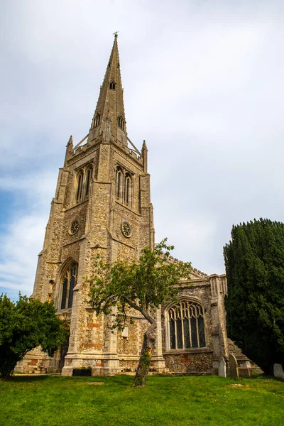 英国埃塞克斯特郡Thaxted镇宏伟的Thaxted教区教堂景观 — 图库照片