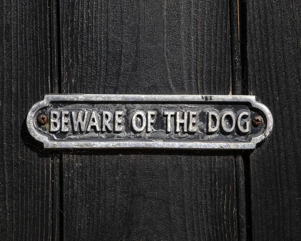 Zbliżenie Znaku Strzeż Się Psa — Zdjęcie stockowe
