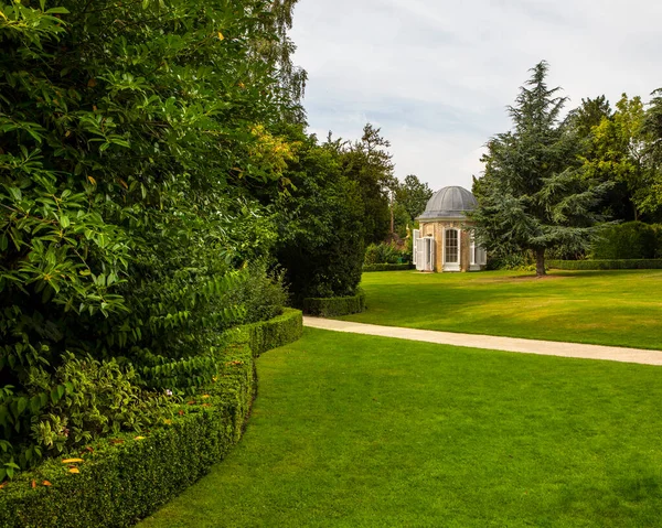 Μια Γραφική Σκηνή Στο Εκπληκτικό Bridge End Garden Στην Πόλη — Φωτογραφία Αρχείου