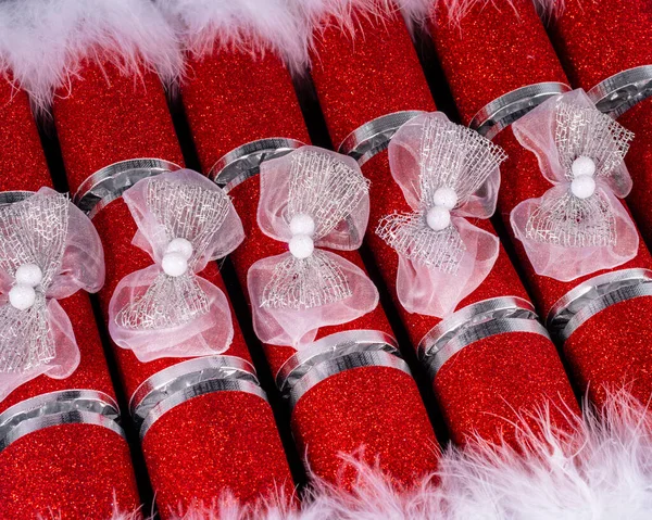 Seis Galletas Navidad Tradicionales Bellamente Decoradas —  Fotos de Stock