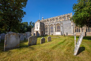 Suffolk, İngiltere 'deki Doğu Bergholt köyündeki Aziz Meryem Kilisesi..