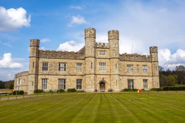 Kent, İngiltere 'deki çarpıcı Leeds Kalesi manzarası.