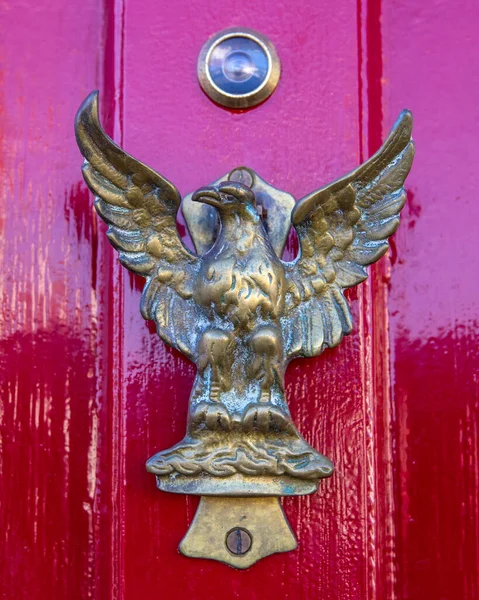 Detailní Záběr Klepadla Dveře Eagle — Stock fotografie