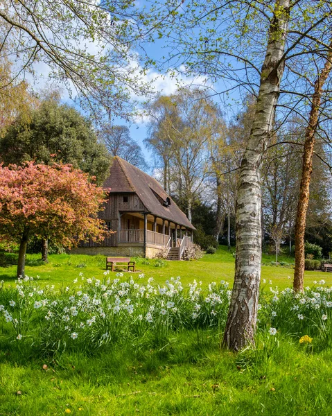 Utsikt Över Leeds Slotts Vackra Trädgårdar Kent Storbritannien — Stockfoto