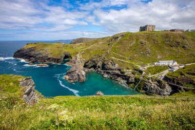 İngiltere 'nin Cornwall kentindeki tarihi Tintagel Kalesi' nden çarpıcı bir manzara..