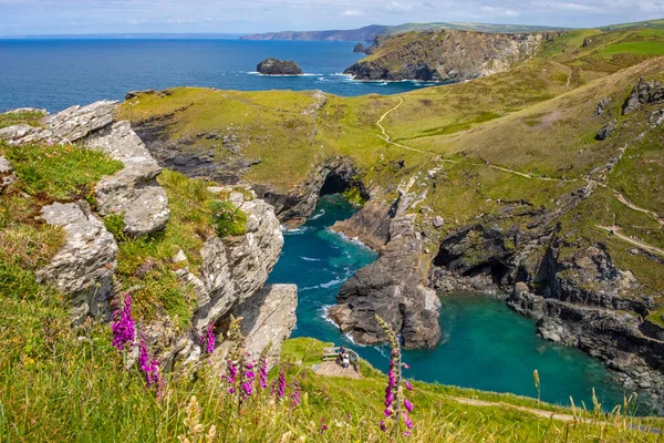 Ngiltere Nin Cornwall Kentindeki Tarihi Tintagel Kalesi Nden Çarpıcı Bir — Stok fotoğraf