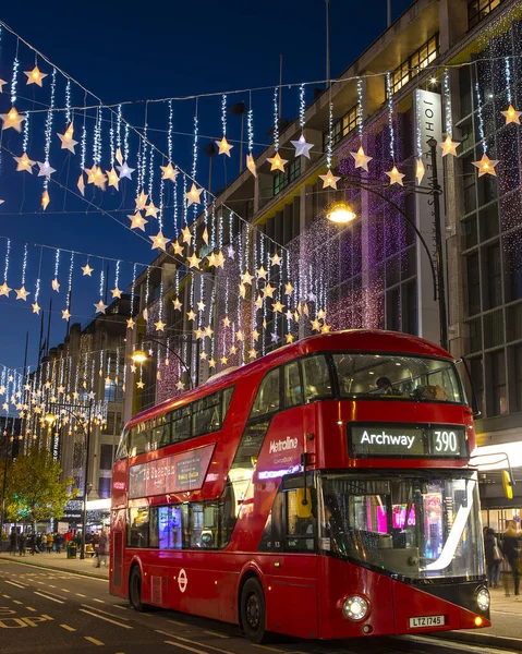 London Storbritannien December 2021 Vackra Julbelysningen Oxford Street London Storbritannien — Stockfoto