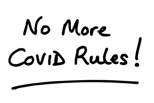 Artık Covid Kuralları Yok Beyaz Bir Arkaplanda Yazısı — Stok fotoğraf