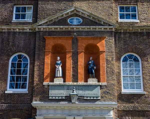 London March 17Th 2022 Beautiful Old Exterior John Wapping School — Fotografia de Stock