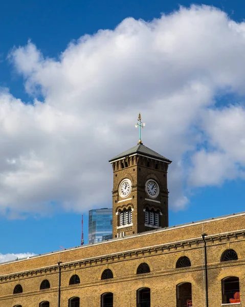 Clock Tower Ivory House Located Katherine Docks London — Stockfoto