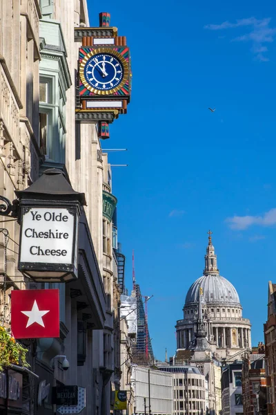 London March 17Th 2022 View Fleet Street City London Looking — Stock Photo, Image