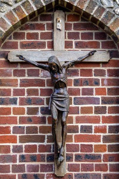 Wooden Crucifixion Sculpture Shrine Our Lady Walsingham Village Walsingham Norfolk — Zdjęcie stockowe