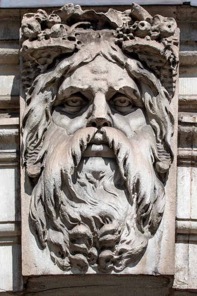Скульптура Старого Отця Темзи Зовнішній Стороні Сомерсет Хауса Лондоні Велика — стокове фото