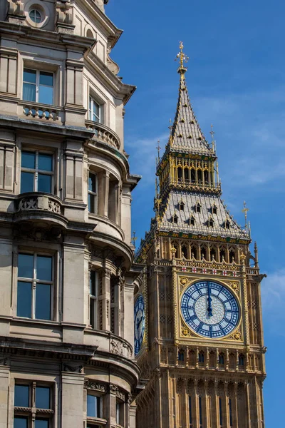 Magnificent Elizabeth Tower Houses Parliament City Westminster London — Stock Photo, Image