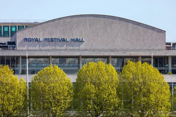 Londyn Wielka Brytania Kwietnia 2022 Zewnątrz Royal Festival Hall Południowym — Zdjęcie stockowe