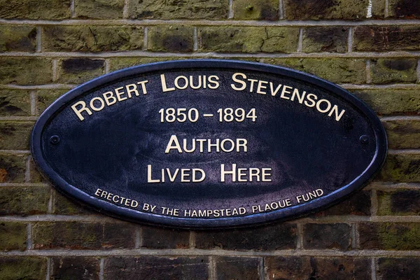 Londra Ngiltere Mayıs 2022 Ünlü Yazar Robert Louis Stevenson Bir — Stok fotoğraf