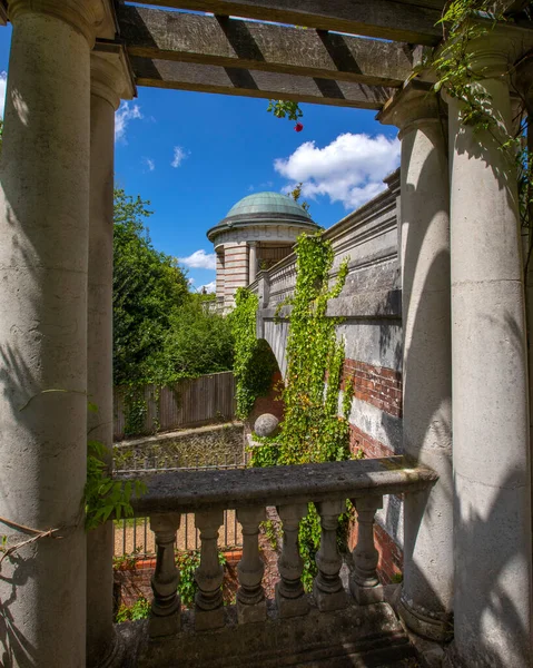 Beautiful View Pergola Hill Garden Hampstead London — Stockfoto