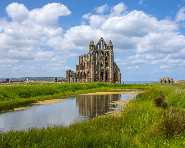 View Historic Whitby Abbey Town Whitby North Yorkshire — Stockfoto