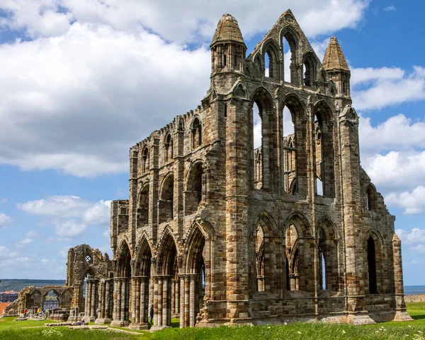 View Historic Whitby Abbey Town Whitby North Yorkshire — Stockfoto