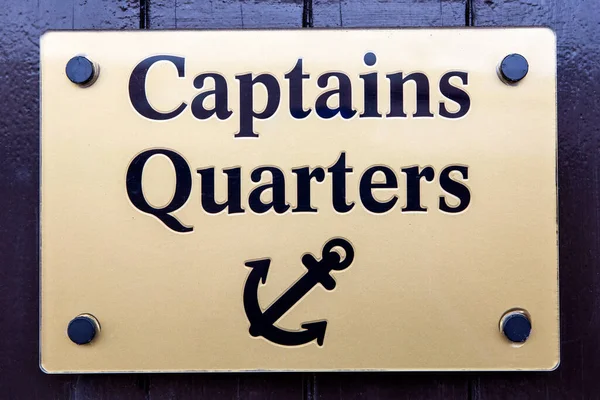 Close Capitão Quarters Assine Uma Porta — Fotografia de Stock